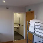 Mola! Hostel