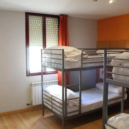 Hostel Mola! *