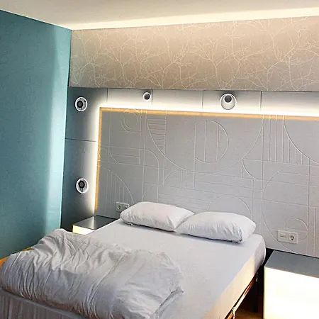 Vandrarhem Mola! Burgo