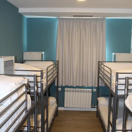 بيت شباب Mola! Burgo